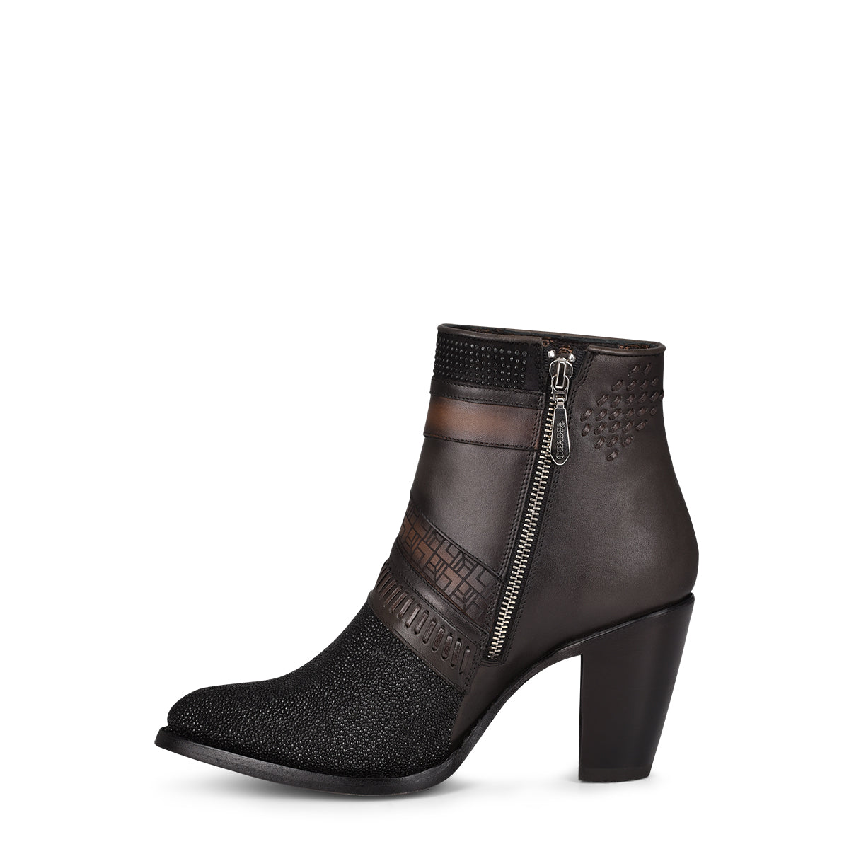 Cuadra Black Stingray Laser & Woven Round Toe CU618