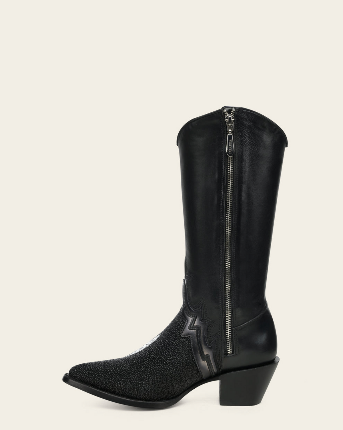 Cuadra Black Stingray Embroidery & Studs & Zipper Point CC375